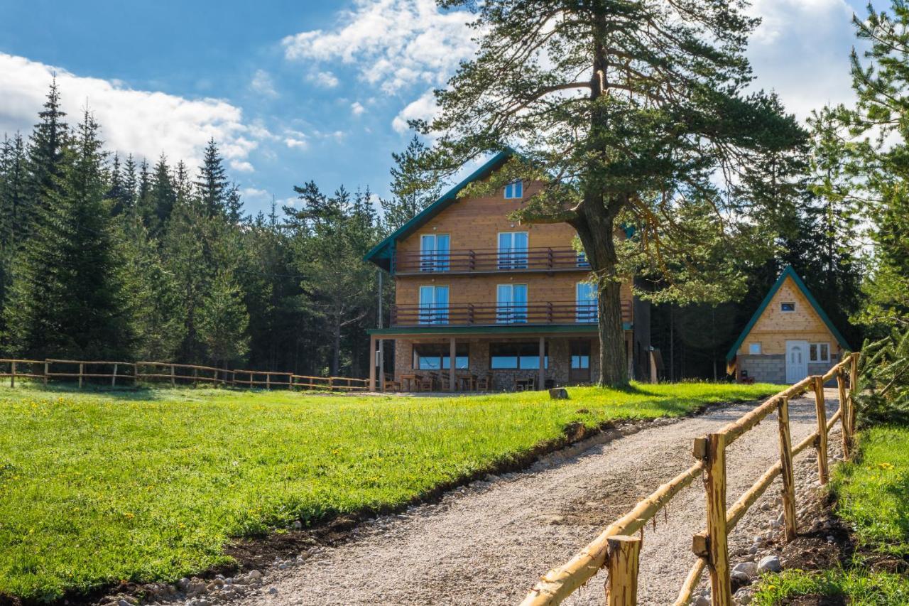 Apartmani Jezero Žabljak エクステリア 写真