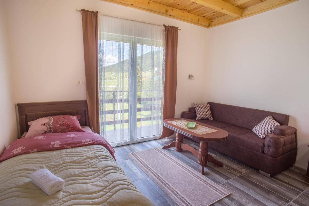 Apartmani Jezero Žabljak エクステリア 写真