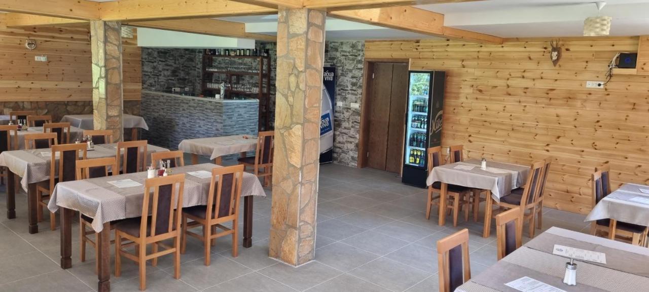 Apartmani Jezero Žabljak エクステリア 写真