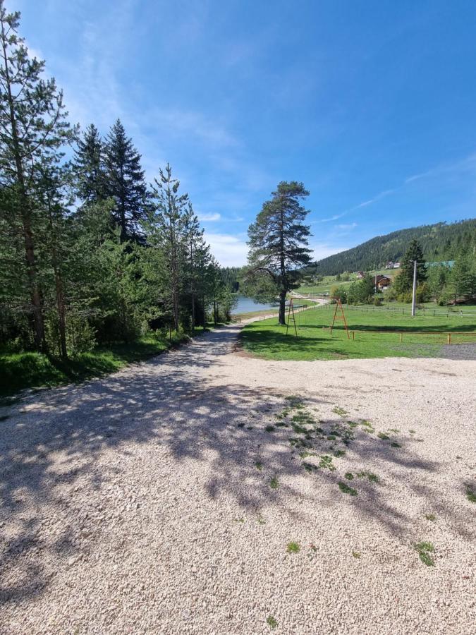 Apartmani Jezero Žabljak 部屋 写真