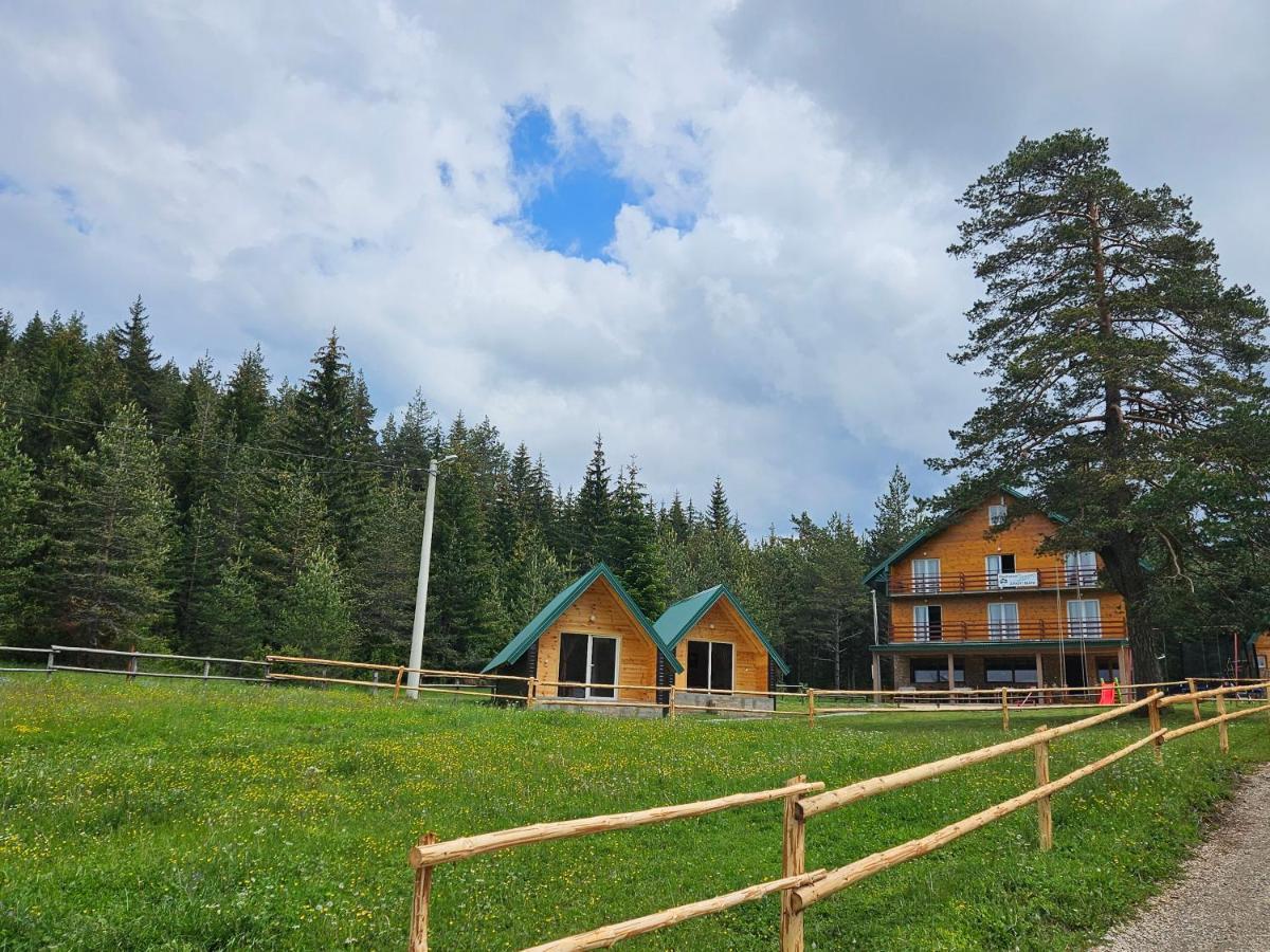 Apartmani Jezero Žabljak エクステリア 写真