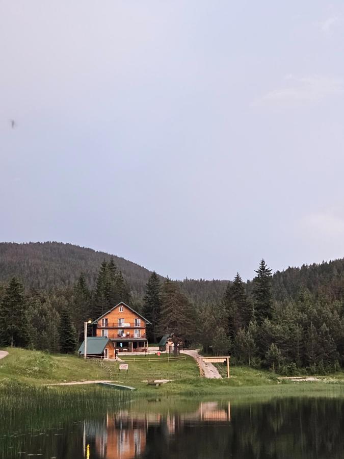 Apartmani Jezero Žabljak エクステリア 写真
